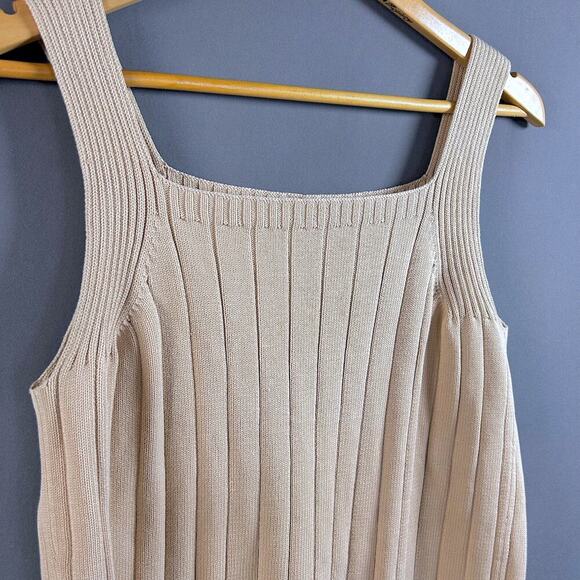 Ribbed Knit Cropped Sweater Tank Minimalist Clean Capsule Wardrobe SMALL MED - Picture 3 of 8